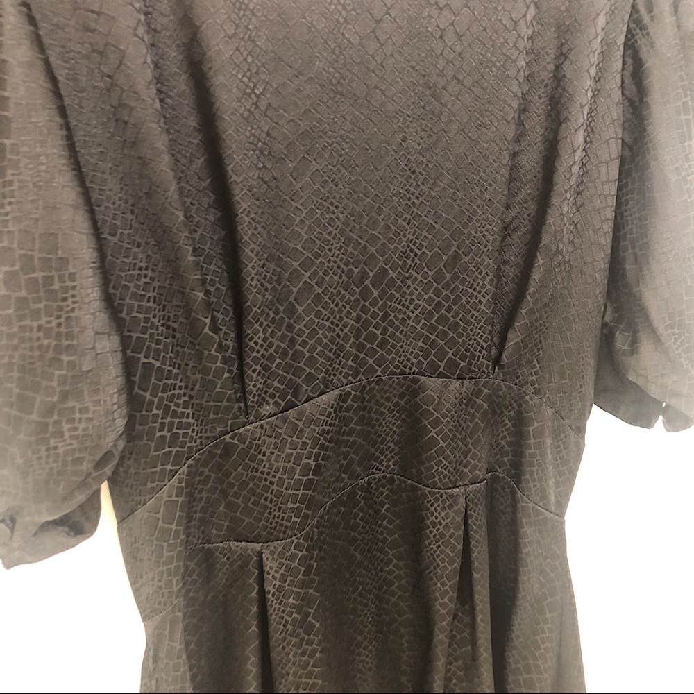 After Pant’s Snake Pattern Black Silky Ruffle Flowy Dress - Picture 4 of 8